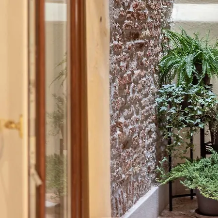 Italian Experience-rio San Lorenzo Boutique Venecia