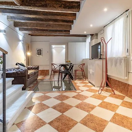 Italian Experience-rio San Lorenzo Boutique * Venice