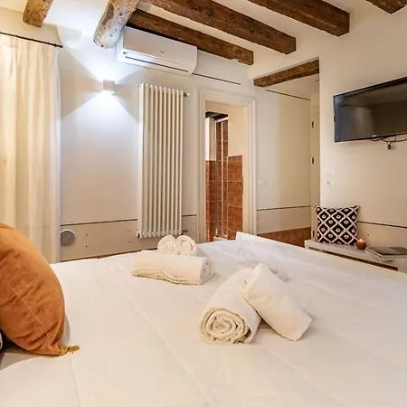 Italian Experience-rio San Lorenzo Boutique 公寓